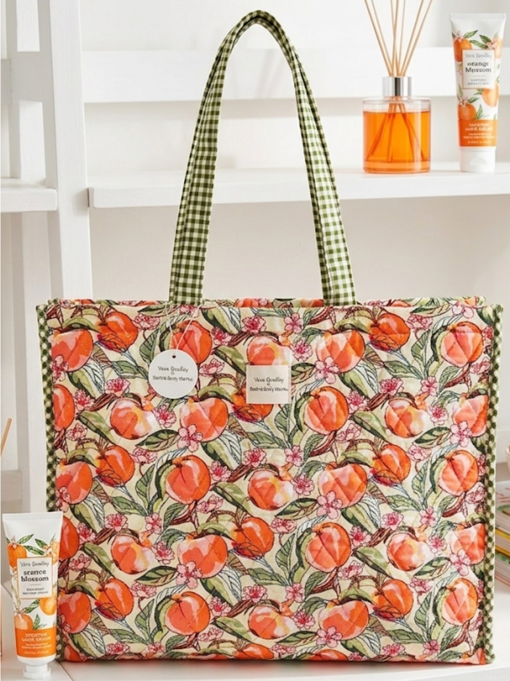 Vera Bradley x Bath & body Works Peach Print Quilted Tote - Limited Edition NWT